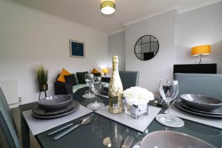 Signature - Huntley House - Glasgow - 7
