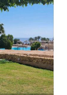 Sea & Pool View Private Summer Rental Studio with Kitchenette at Domina Coral Bay - 4