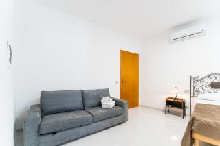 COLOMBO UPPER HOUSE - 2