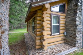 Rustic Roost Log Cabin - Hill City - 2