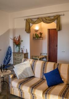 Villa By The Beach - SantʼAndrea - 1