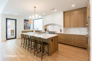 Pura Sol at Desert Color (by Ember Stays) - 8