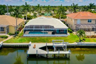 Waterfront 3 Bed I Wide Water Views I Heated Pool - 4