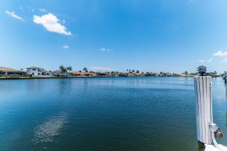 Waterfront 3 Bed I Wide Water Views I Heated Pool - 5