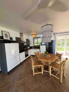 Blue Coral House, Luxury Waterfront - Maroe - 3