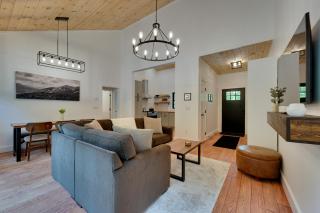 Secluded Wilmington Cabin: Fire Pit & Grill - 6