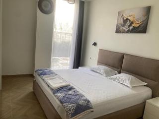 Palase Four C apartment 190-A GC - 1