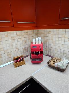 Linda's Guest House - 2