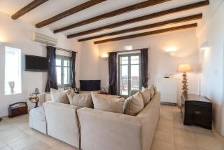 The Faragas luxury retreat house - 1