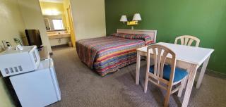 Antlers Inn - 8