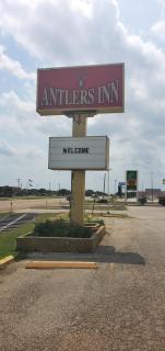 Antlers Inn - 9
