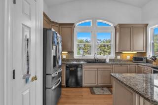 Beachfront Bliss by Oak Island Accommodations - 1