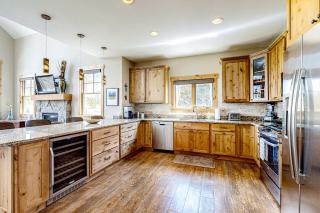 Winter Park Ski & Summer Retreat - 1