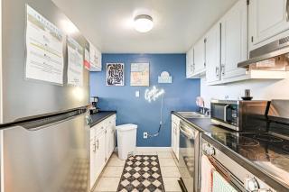 Updated Resort Condo, Walk to Myrtle Beach! - Myrtle Beach - 9