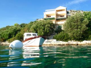 Apartments More - Skrivena Luka - 0