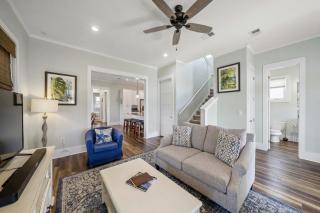 Holliday House - 5