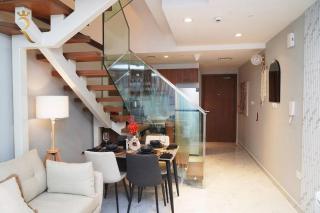 Jade Serenity 2BR Urban Retreat in Masdar City - Abu Dhabi - 8