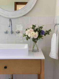 Thunderbird Retreat - Premium Luxury Accommodation - Port Elliot - 3