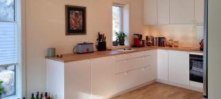 Two-story apartment with private deck - Ballstad - 8