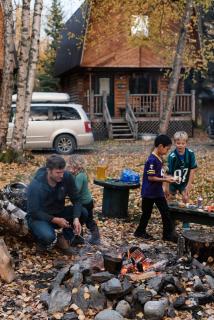 Cozy Cabins - Alaskan Getaways - 9