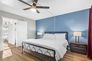 Sunset Beach Suites #2 - Steps to the Beach and Pet Friendly! - St Pete Beach - 4