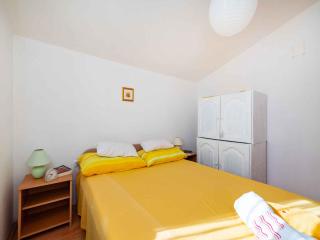 Holiday home in Rovanjska - Paklenica Riviera 50353 - Rovanjska - 2