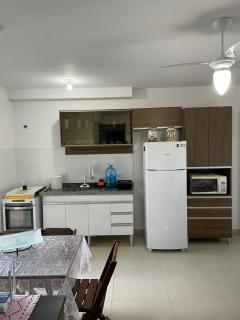 Apartamento novo região central de Ubatuba, com churrasqueira e varanda, 2 vagas - Residencial Jathy - 4
