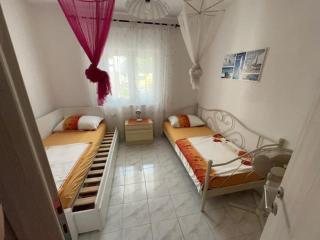 Apartments by the sea Businci, Ciovo - 9450 - Trogir - 0