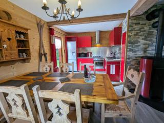 Chalet chaleureux à Cornimont - 3 chambres, terrasse, proche village et activités montagnardes - FR-1-589-296 - Cornimont - 2