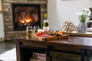 Pine Forest Getaway, Game Room, Hot Tub, Fire Pit - Ronald - 1