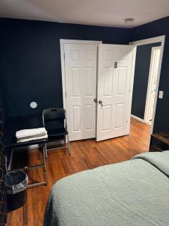 Fidelia Beryl Room, Queen Bed Minutes from Newark Liberty International Airport and Newark Penn Station - Irvington - 7