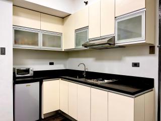Spacious, Neat & Tidy 1-BR Condo with Swimming Pool, near Malls, NAIA - Manila - 9