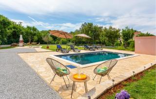Beautiful Apartment In Malinska - Malinska - 9