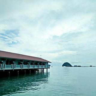Penarak Bamboo Beach Motel - 6