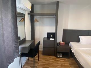 77 Patong Hotel & Spa - 3