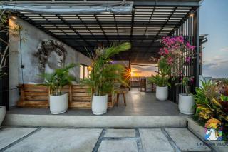 SOHO Blue by Unicorn Villas Bali - 9