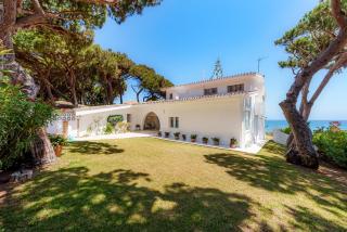 Villa Calmamar Cabopino Beachfront in Marbella - Marbella - 6