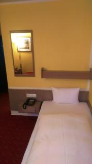 Hotel Restaurant Krone - Sulzbach am Kocher - 1