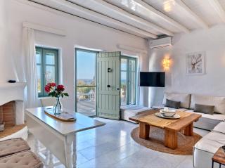 Villa Estellar with Private Swimming Pool - Chrissi Akti - 3