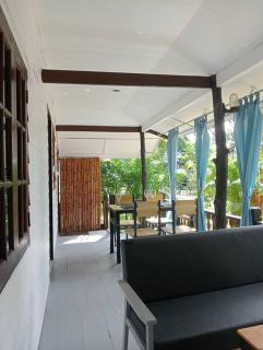 Little Gem Seaside Home - 1