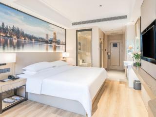 Country Inn & Suite by Radisson, Guiping Xishan - Guiping - 3