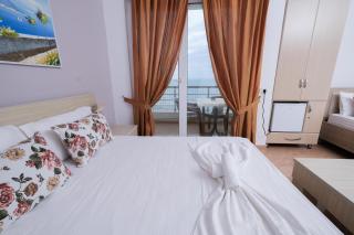 Sun Shine Hotel - Durazzo - 4