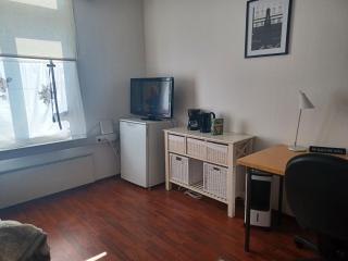 Toimisto-Majoitus A - 7