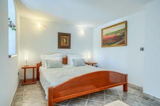 Villa Rasotica Nice villa with plenty of space Excellent yard with large pool and outdoor kitchen - Sumartin - 3