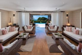 Tom Tom by Blue Sky Luxury - 8