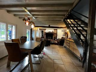 Belle Chaumière Normande, au pas de la ville d'Honfleur - Conteville - 9