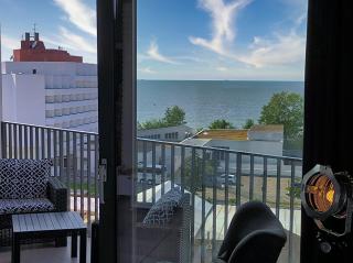 Apartament Wakacyjny Horyzont - parking gratis - 0