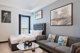 Modern Studio Lake View JLT Near Marina & Metro - 7