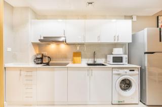 Elite Home in JVC with Classy Interior - Dubái - 9