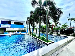 Affordable Condo with Fast Wifi & Near Airport - 9